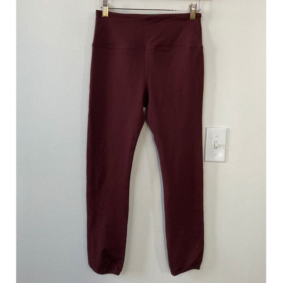 Vuori Willa Leggings in Bordeaux - Picture 1 of 6